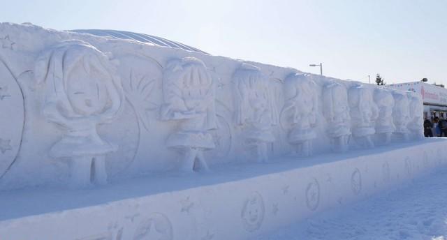 日本札幌冰雪节《FF7》《LLSS》等大量动漫雪雕引人注目